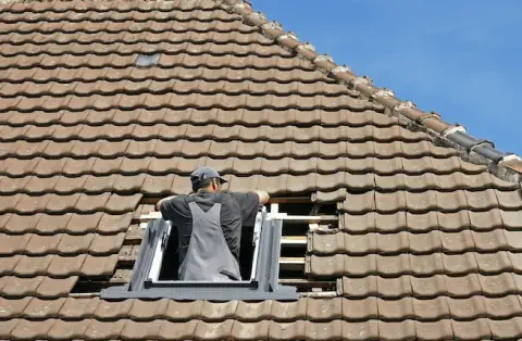 Pose de velux - Saint-Pardoux Corbier
